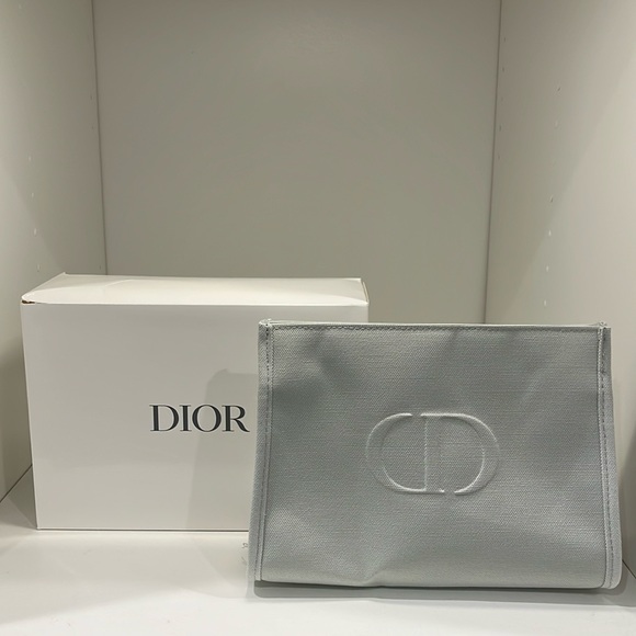 Dior pouch - Picture 1 of 3